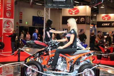 kaikenlaisia harraste ajoneuvoja
jokaisen makuun varmaan lÃ¶ytyy sopiva menopeli :)
