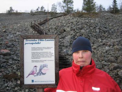 Rappuset Ukko-Luostolle.. Melkoinen kiipeÃ¤minen :(
